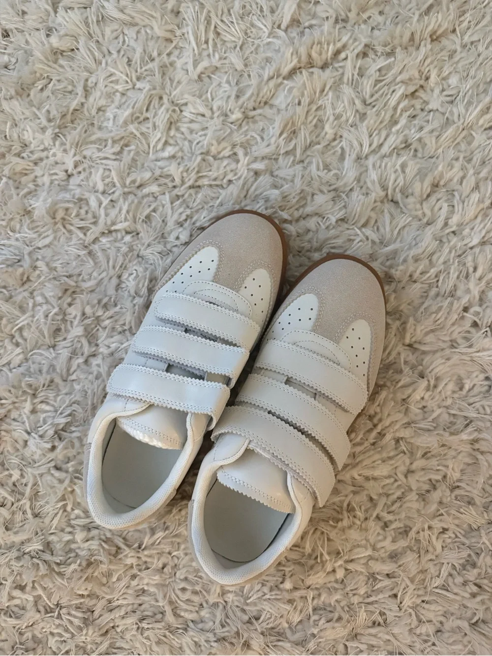 White and Beige Velcro Sneakers (BRAND NEW) 7.5 women’s